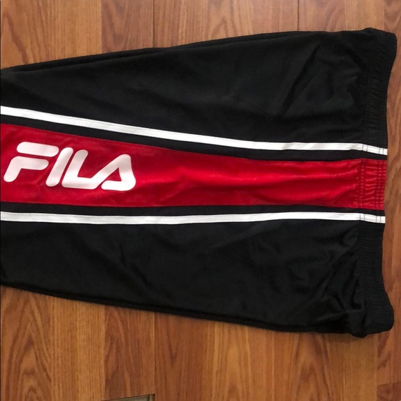 Fila new shorts - Picture 1 of 3